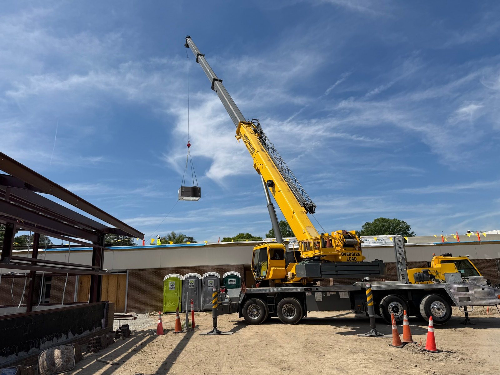 A Hampton Roads Crane & Rigging crane